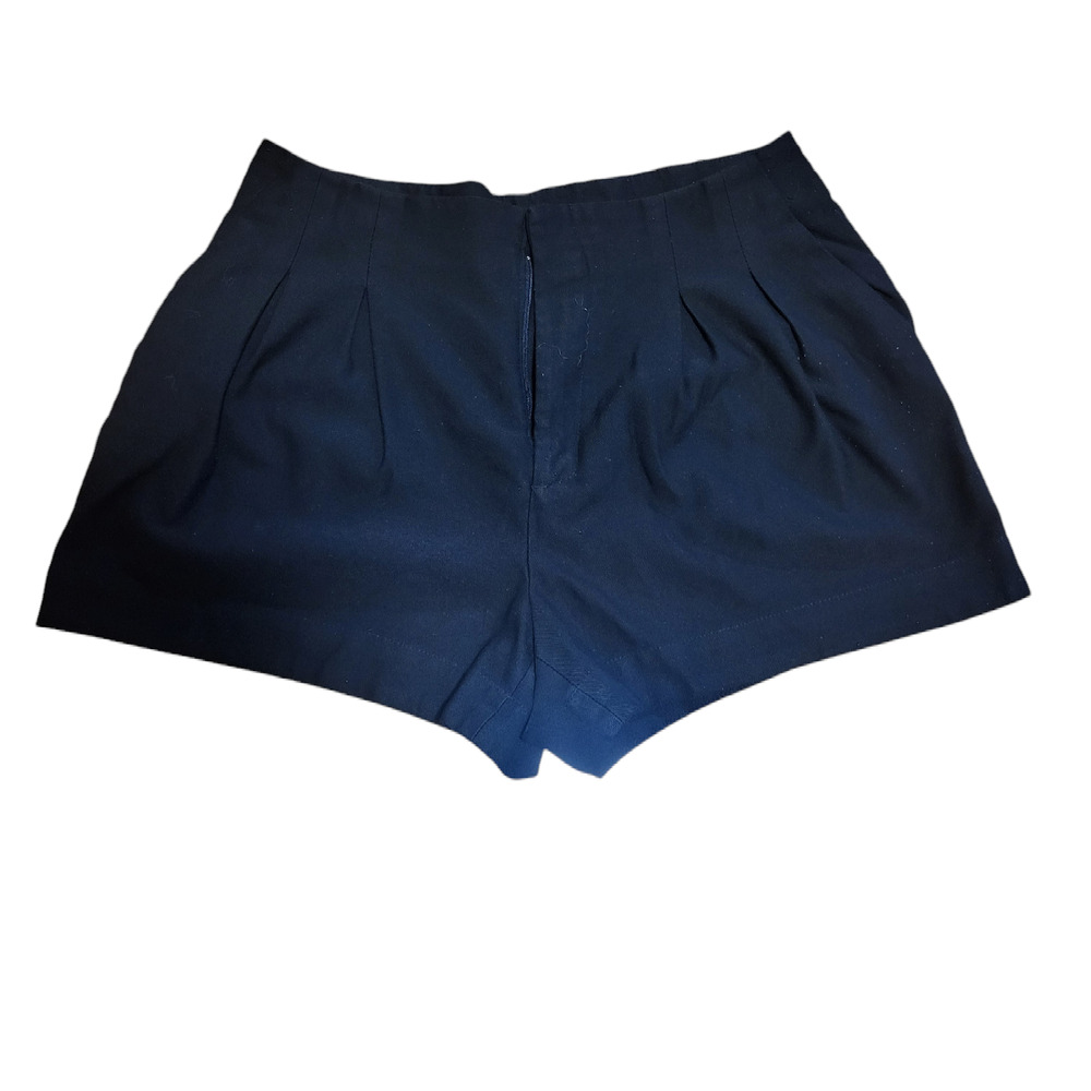 Zara basic black zara shorts with pockets, size medium